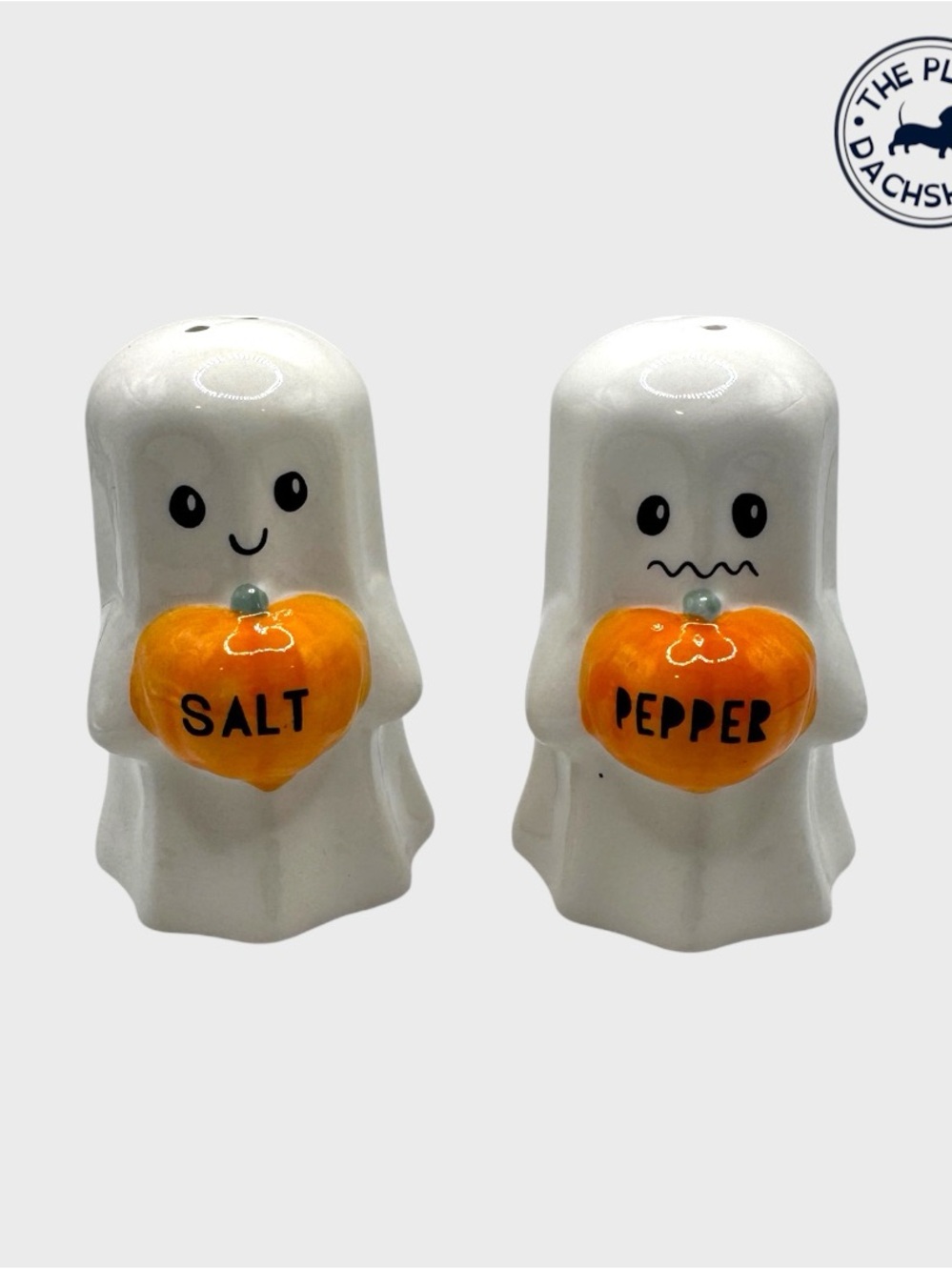 Salt & Pepper Ghost Set Holding Pumpkins